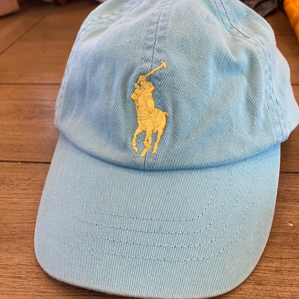 Toddler polo hat 2t-4t EUC